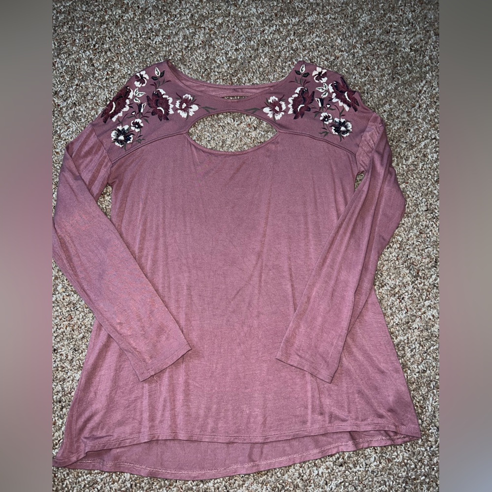 Maurice’s key hole long sleeve